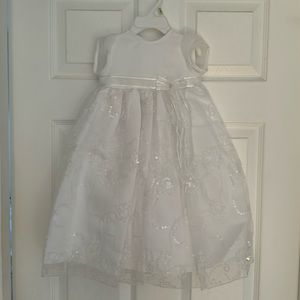 NEW 0-3 month christening/bridal party gown w/delicate details-smoke free home.